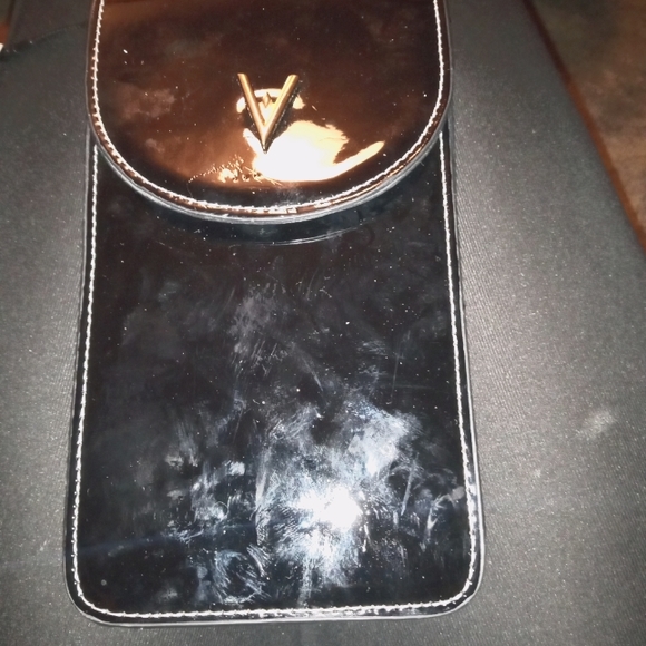 Purses - Picture 5 of 6